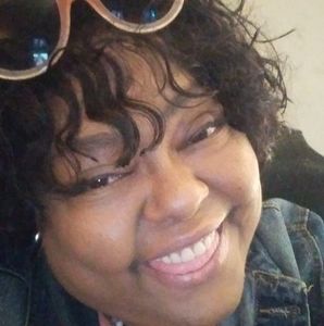 Meet your Posher, Zonia